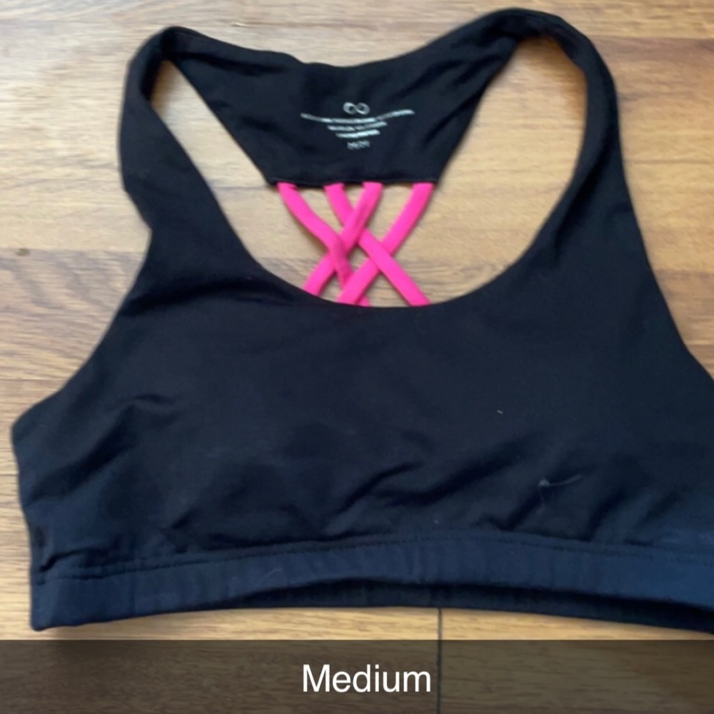 Sports bra
